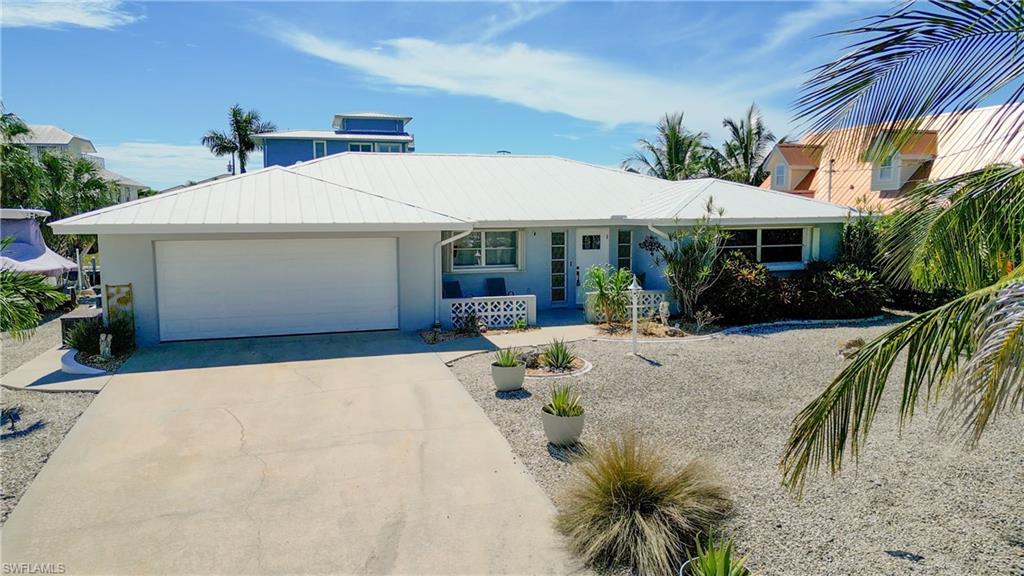 2277 Sapodilla LN