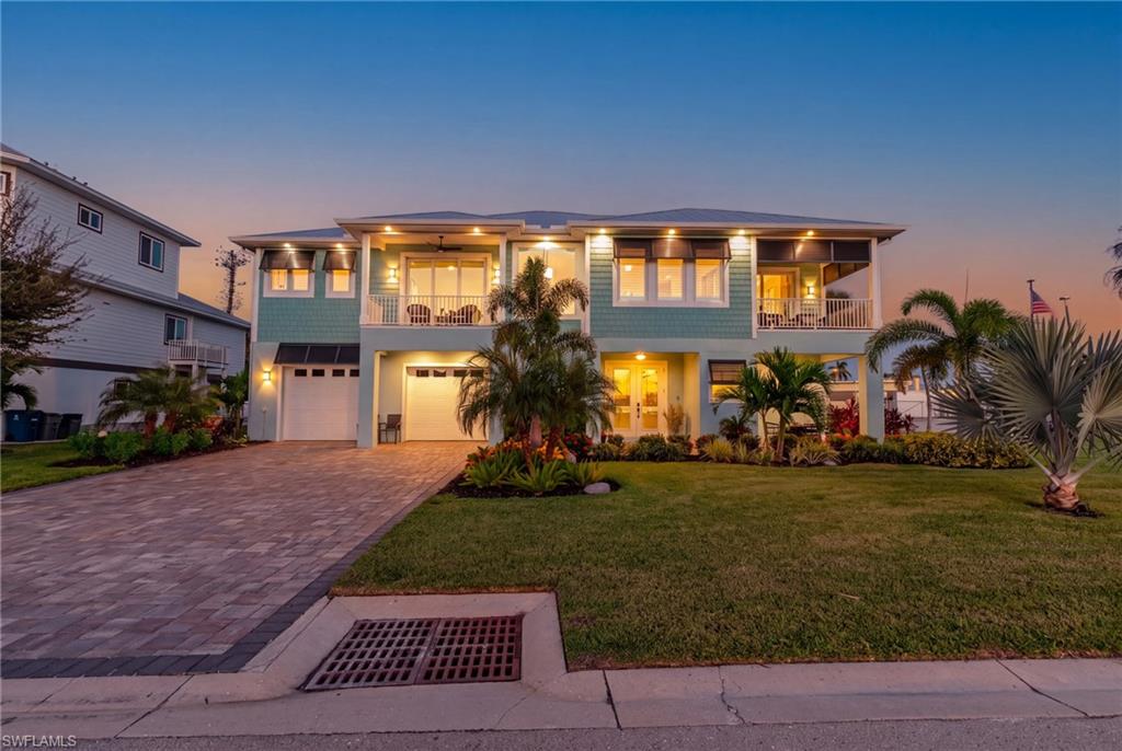 810 San Carlos DR