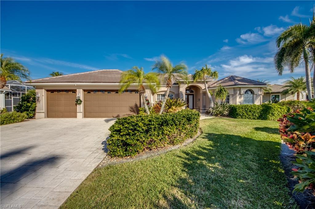 5605 Merlyn LN