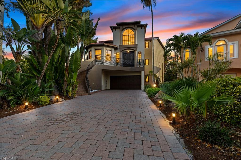 1504 Bowlees CV