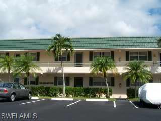 200 VALLEY STREAM DR # 10, NAPLES FL 34113