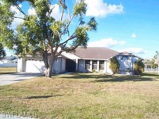 1113 SE 5th TER, CAPE CORAL FL 33990