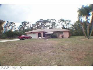 8219 W Jamestown CIR, NORTH FORT MYERS FL 33917