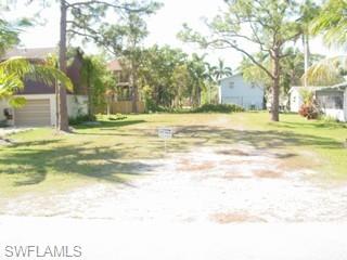 2416 SUNSET AVE, NAPLES FL 34112