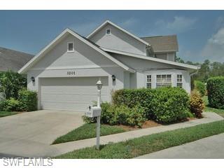 3201 CARRIAGE CIR, NAPLES FL 34105