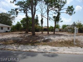 27580 LOS AMIGOS LN, BONITA SPRINGS FL 34135