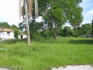 3675 THOMASSON DR, NAPLES FL 34112