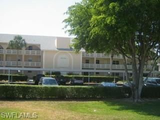 100 VALLEY STREAM DR # 105, NAPLES FL 34113