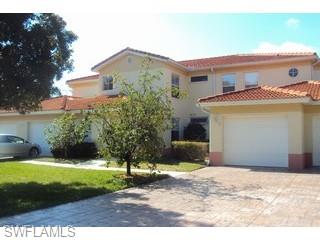 400 DIAMOND CIR, #402