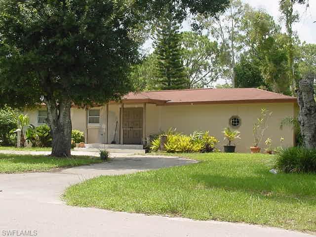 5259 MAPLE LN, NAPLES FL 34113