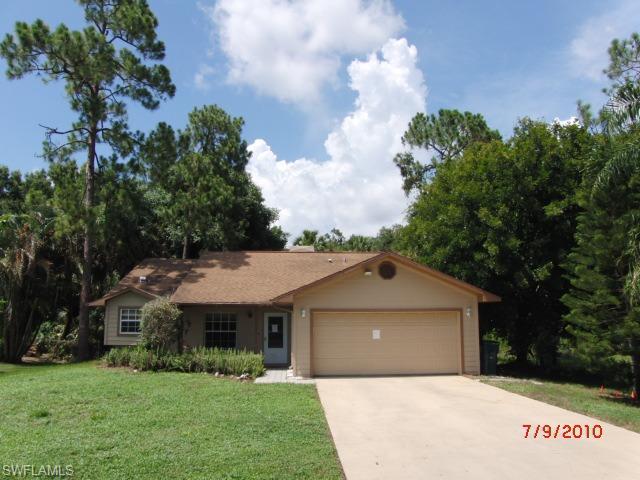 6041 HOLLOW DR, NAPLES FL 34112