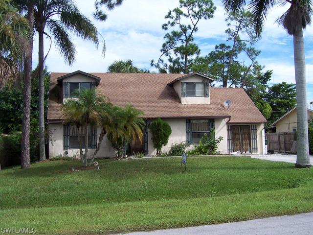 4025 MINDI AVE, NAPLES FL 34112