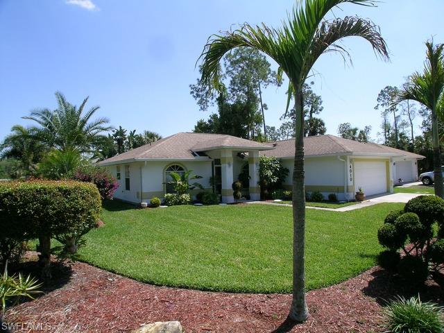4010 IVY LN, NAPLES FL 34112
