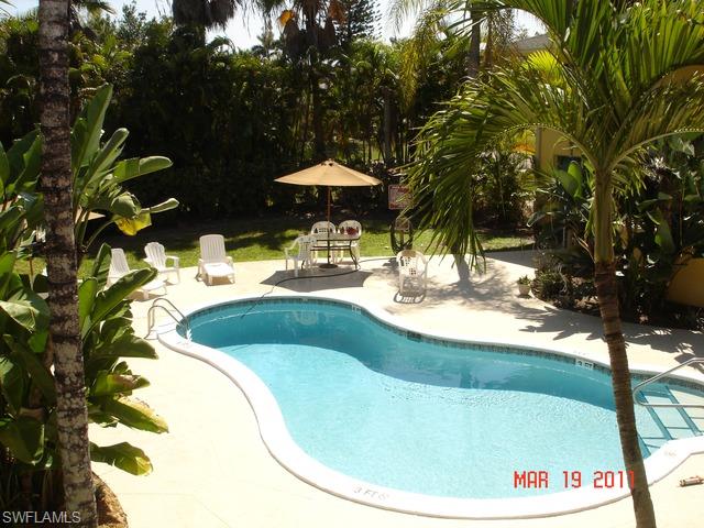 4290 GULFSTREAM DR, #17