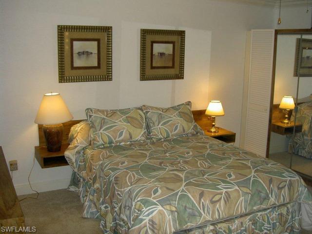 826 WIGGINS PASS RD W # 206, NAPLES FL 34110