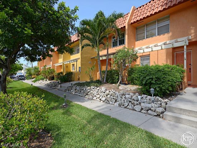 800 RIVER POINT DR, #540