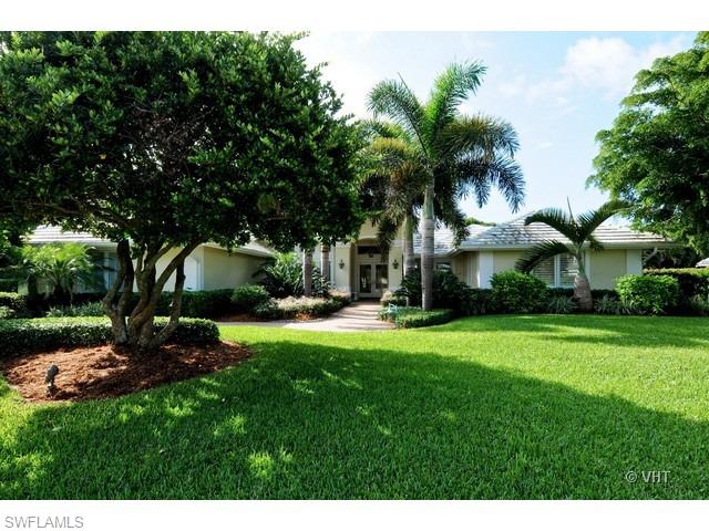 686 LISMORE LN, NAPLES FL 34108