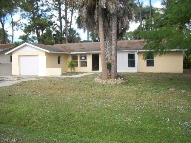 4225 MINDI AVE, NAPLES FL 34112