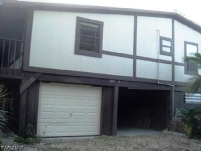 2841 ESTEY AVE, NAPLES FL 34104