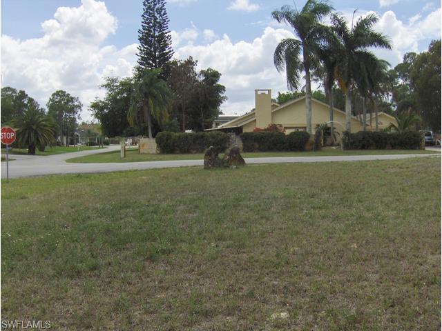 25180 DIVOT DR, BONITA SPRINGS FL 34135