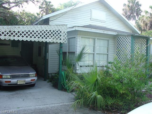 103 LEE ST N, LABELLE FL 33935