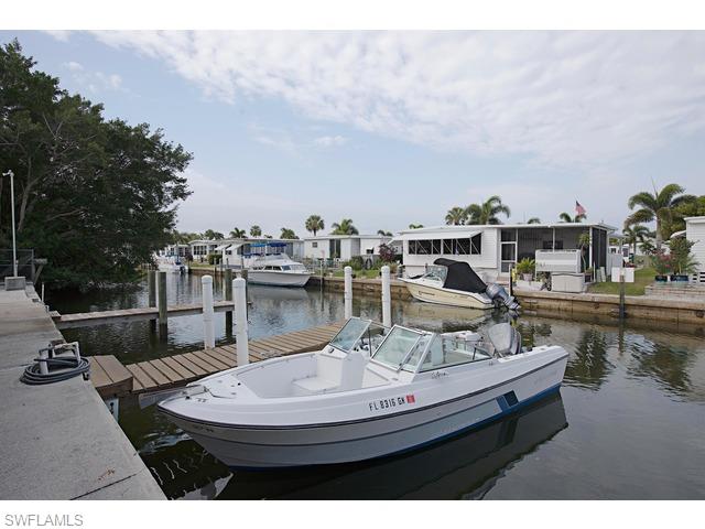 2854 ARBUTUS ST, NAPLES FL 34112