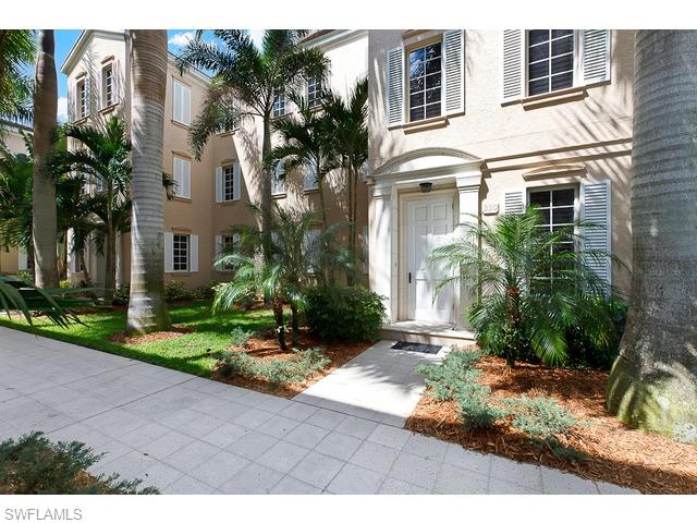 330 8TH AVE S, NAPLES FL 34102