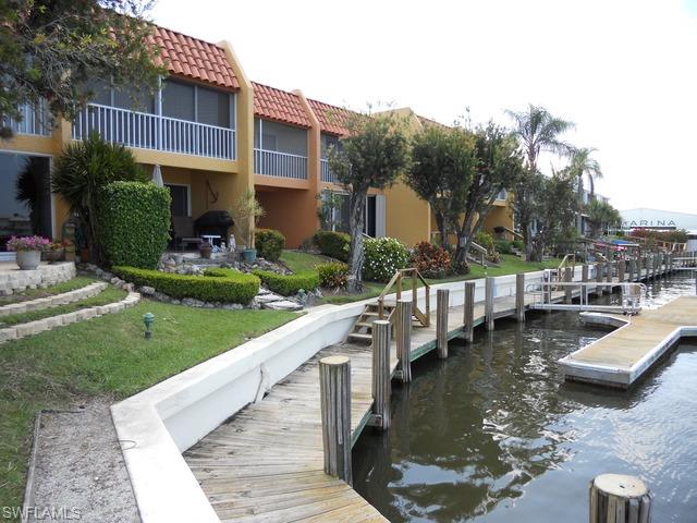 800 RIVER POINT DR, #209