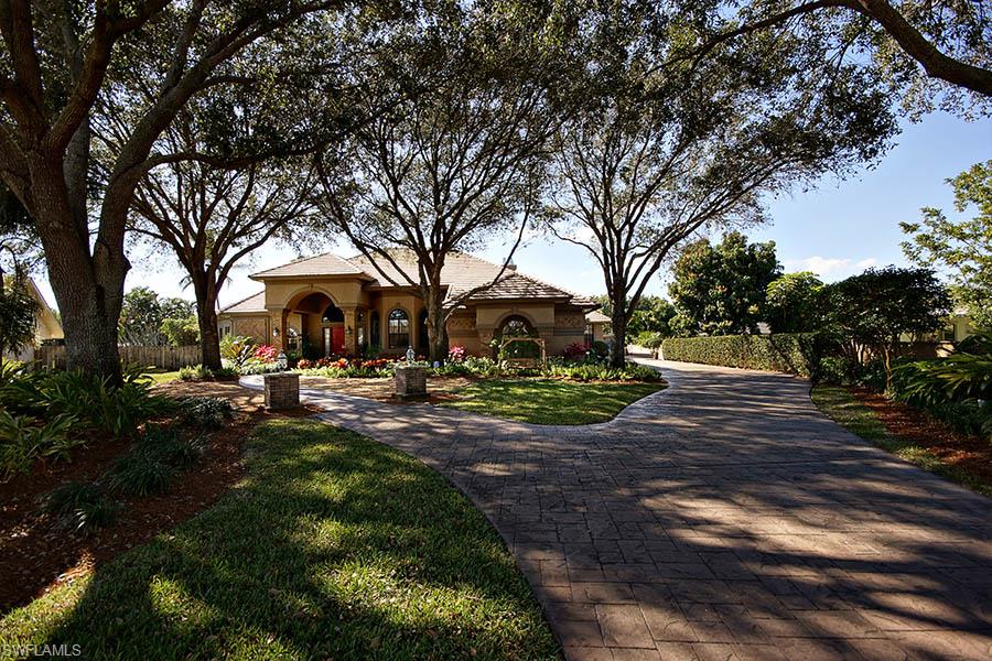 5262 Westminster DR