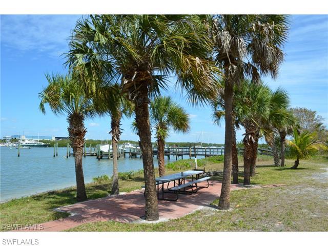 345 Mango ST # 305, FORT MYERS BEACH FL 33931