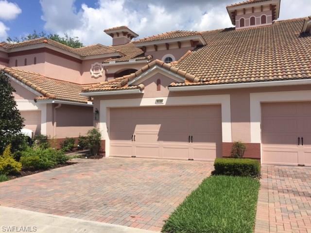 8325 Riverdale LN, DAVENPORT FL 33896