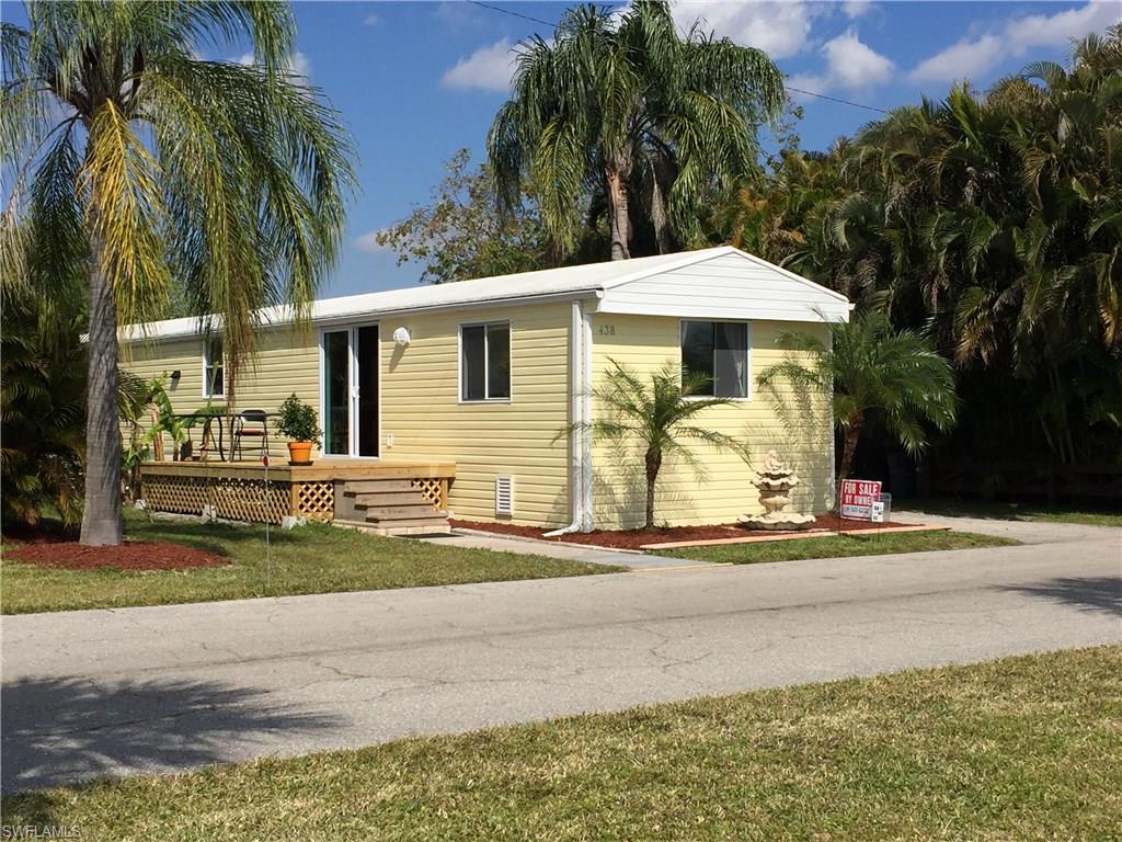 438 Impala DR, NORTH FORT MYERS FL 33909