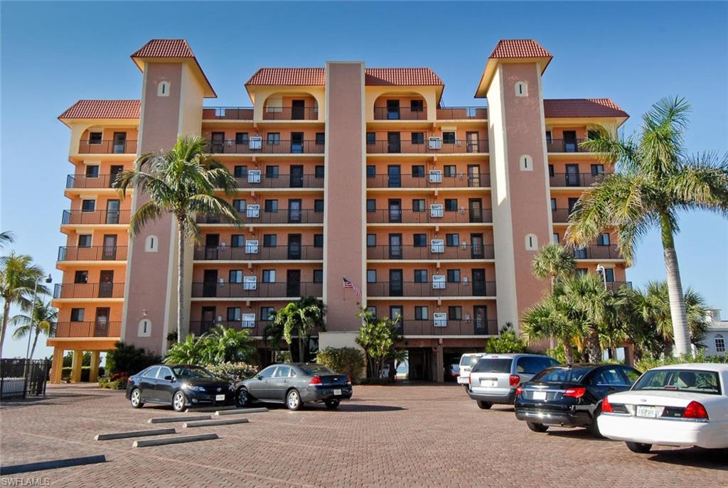 600 Estero BLVD 603
