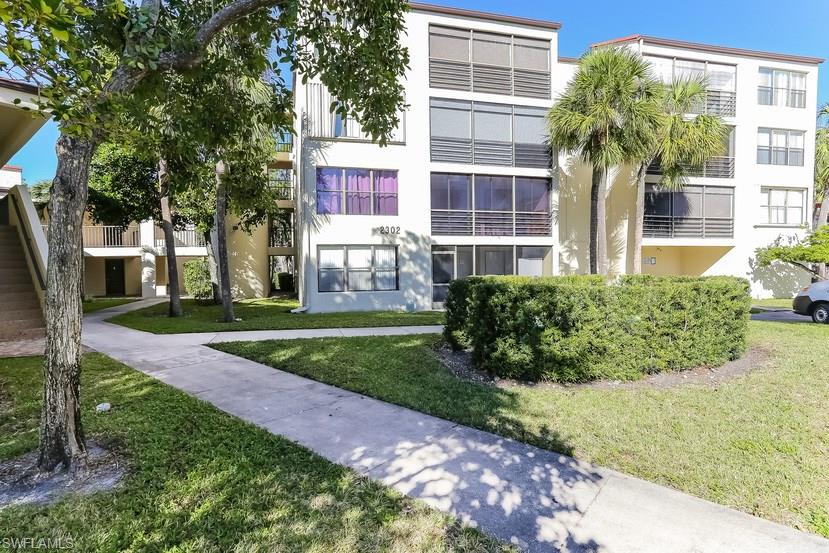 2302 S Cypress Bend DR # 210, POMPANO BEACH FL 33069