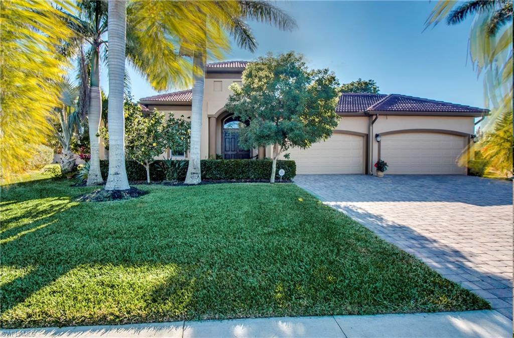 896 Palmetto Pointe CIR, CAPE CORAL FL 33991