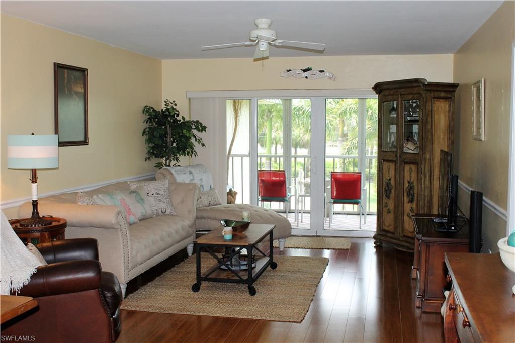 6725 Winkler RD # 202, FORT MYERS FL 33919