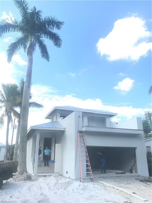 3132 Van Buren AVE, NAPLES FL 34112