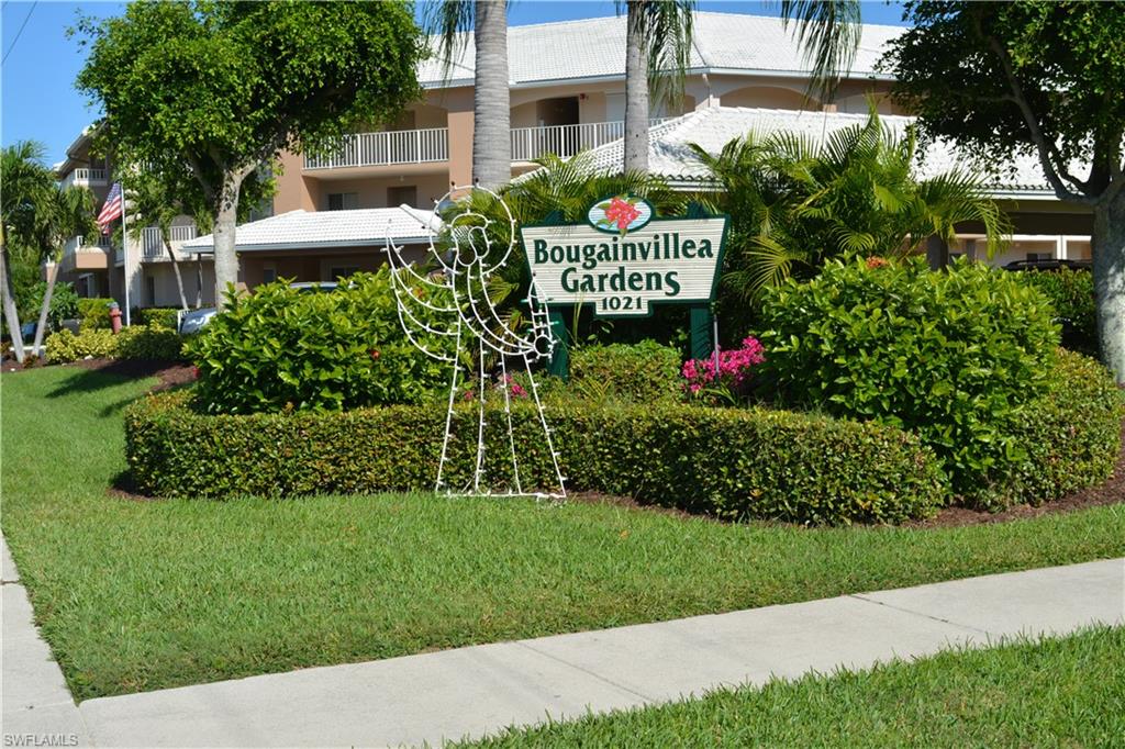 1021 W Swallow AVE 302