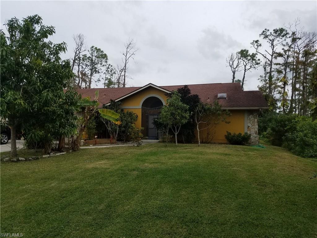 6130 Waxmyrtle WAY, NAPLES FL 34109