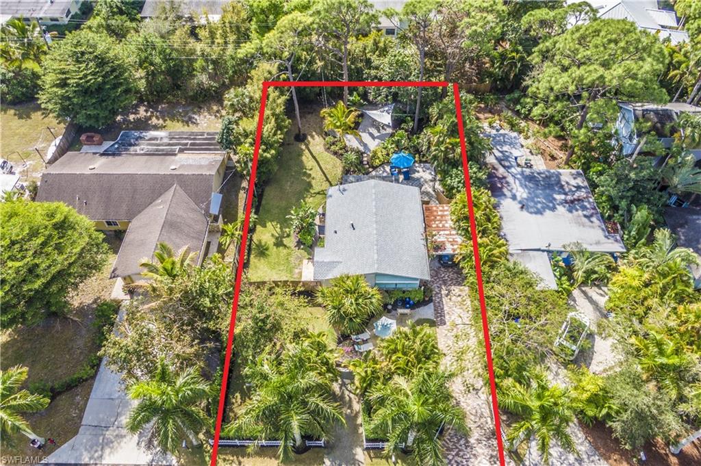 732 Myrtle TER, NAPLES FL 34103