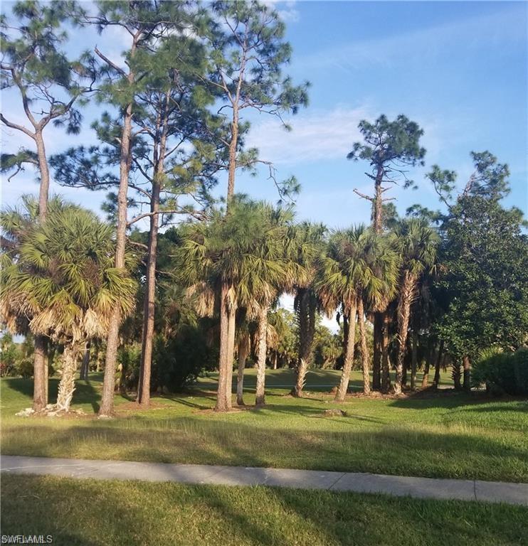 8948 Lely Island CIR, NAPLES FL 34113
