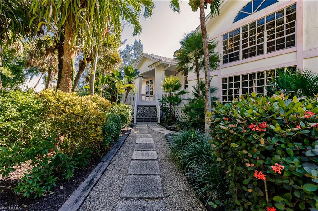 335 Cowry CT, SANIBEL FL 33957