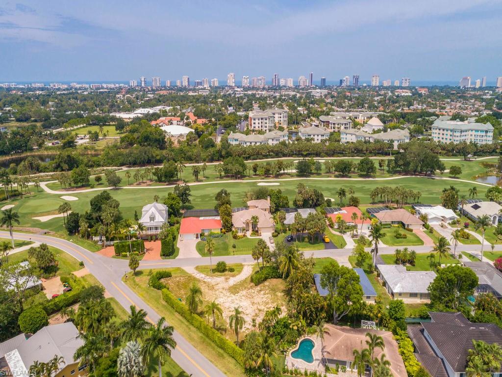 20 Cypress Point DR, NAPLES FL 34105