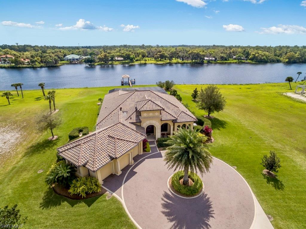 2520 Caloosa Shores DR, LABELLE FL 33935