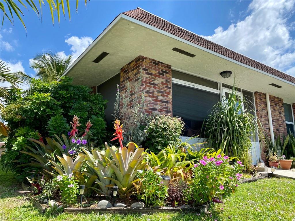 2730 Arbutus ST # 1, NAPLES FL 34112