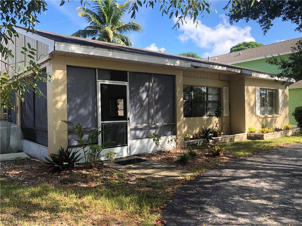 1169 Diana AVE, NAPLES FL 34103