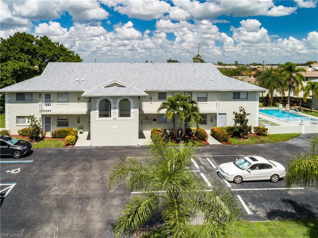 905 SW 48th TER 103