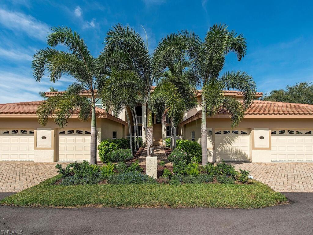 210 Waterway CT # 202, MARCO ISLAND FL 34145