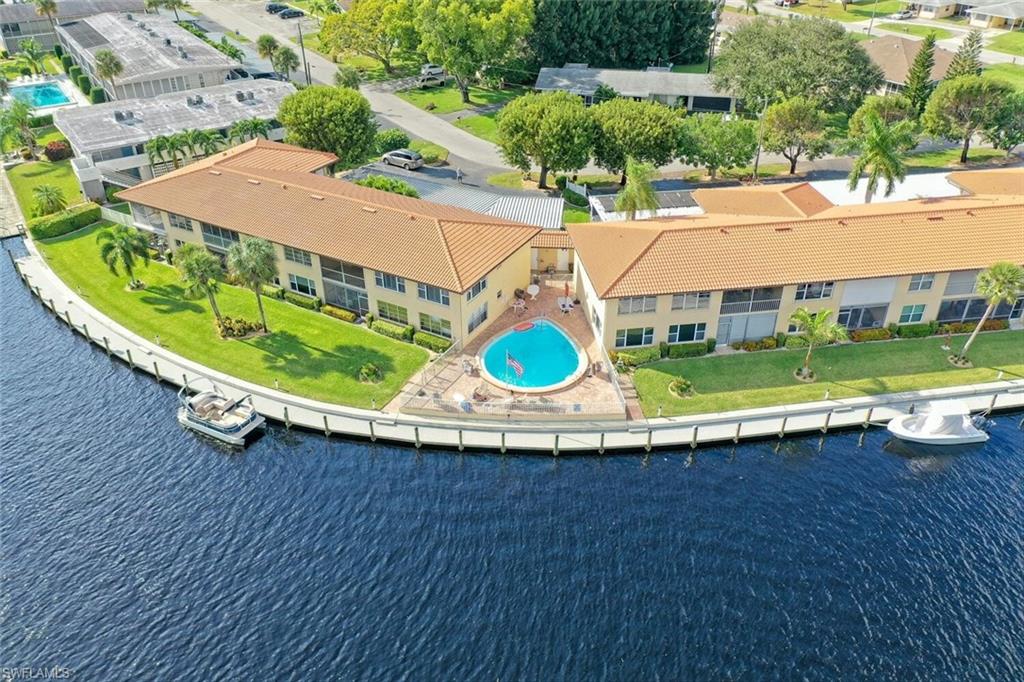404 Tudor DR # 2H, CAPE CORAL FL 33904
