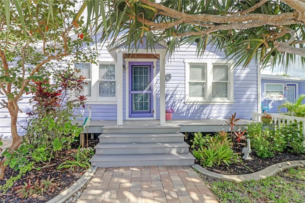 11266 Matlacha AVE, MATLACHA FL 33993